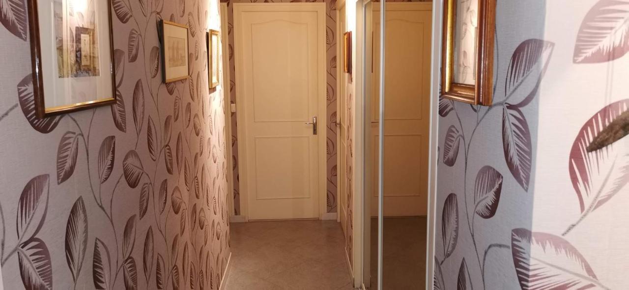 Logement Hyper Centre Champagnole Exterior photo